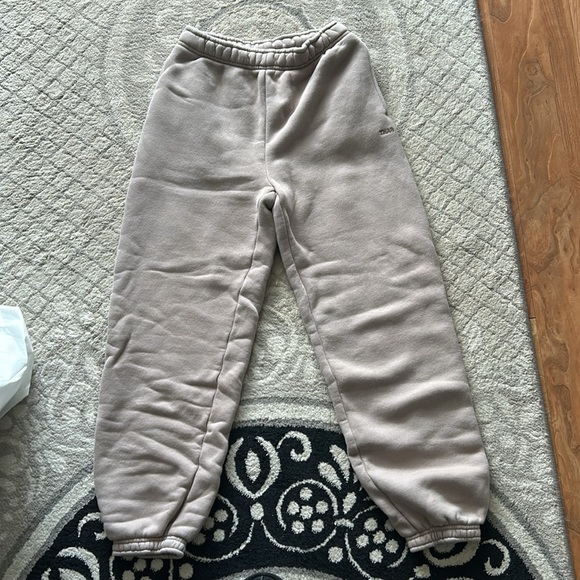 TNA Sweat Set - Picture 3 of 5